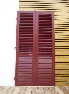 Klappläden- Schiebeläden - Faltschiebeläden - aus Holz oder Aluminium