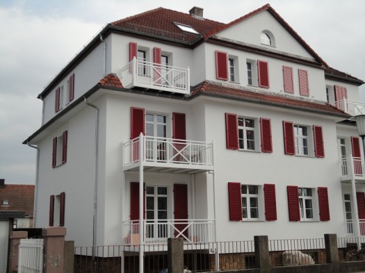 Projekt mit Aluminium Klappläden