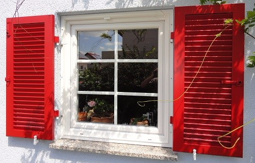 Fensterladen / Klappladen aus Holz